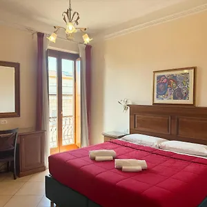 Anthony House, Anthony Floor 3, Castro Pretorio Rzym
